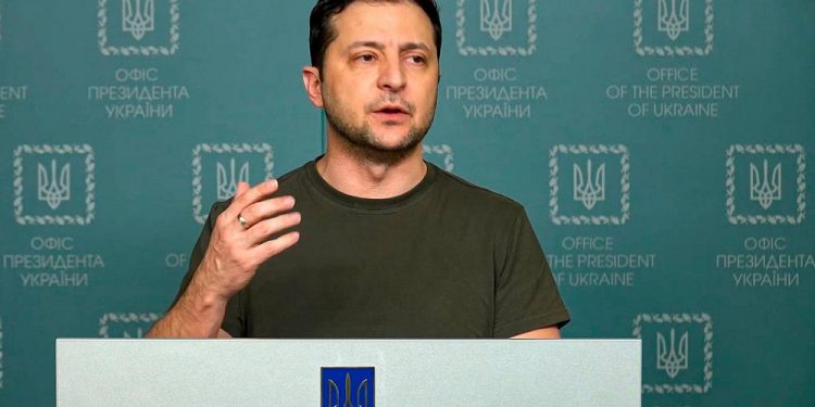 Şovmenlikten, Rus işgali ile küresel kahramana dönüşen Ukraynalı Zelenskiy kimdir?