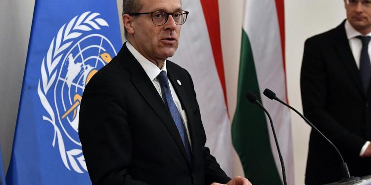 DSÖ: Avrupa Covid-19 salgınında ‘kabul edilebilir bir final aşamasında’