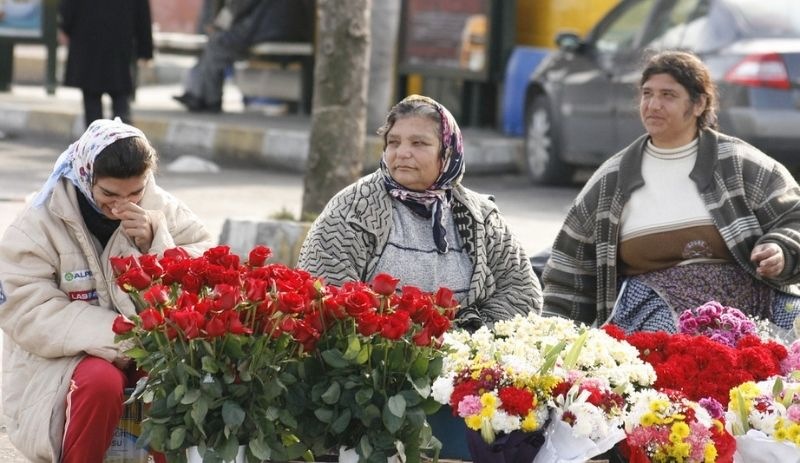 14 Şubat'ta gülü seven dikenine katlanacak: Bir buket 500 lirayı aşıyor