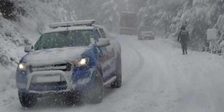 17 askeri personel ve 4 belediye işçisi Kazdağları’nda mahsur kaldı
