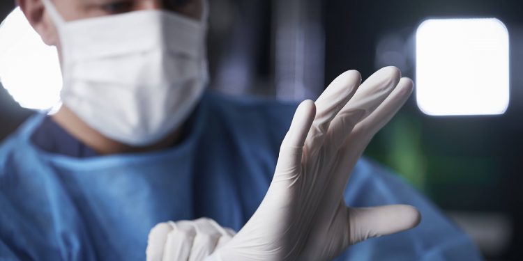 2021 yılında 5 bin 688 doktor görevi bıraktı