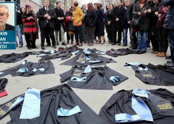 41 yıl önceki bir yazının haber verdiği denklem: AKP + MHP = 12 Eylül