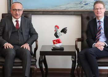 AB Büyükelçisi Meyer-Landrut: Türkiye mültecilere ciddi destek veriyor