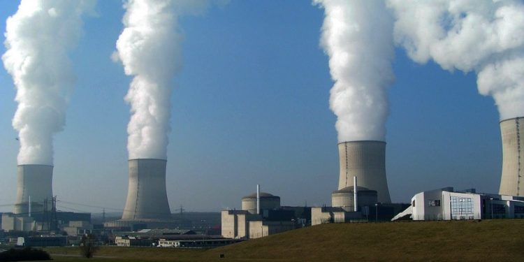 AB Komisyonu tartışmalı çevre kararını onayladı