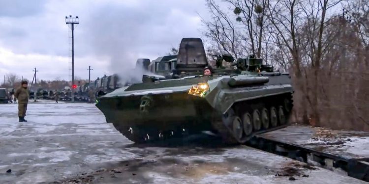 ABD istihbaratı: Rusya Ukrayna sınırına 110 bin asker gönderdi