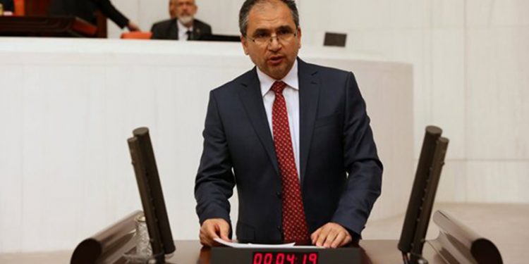 AKP'li Güneş’ten elektrik faturası açıklaması: Bir şeyin fiyatının yükselmesi vatandaş için pahalı olarak görülmekte ama bunu dünyadan soyut olarak düşünmemiz doğru değil