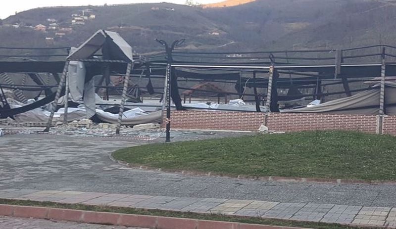 AKP'li belediyenin ihale ettiği 15 Temmuz Şehitler Parkı’ndaki bakımsızlığa tepki