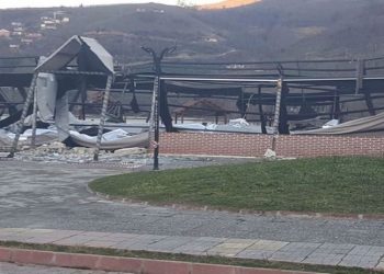 AKP'li belediyenin ihale ettiği 15 Temmuz Şehitler Parkı’ndaki bakımsızlığa tepki