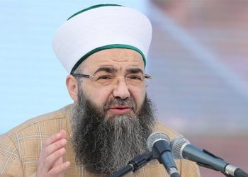 AKP'li vekil, Cübbeli Ahmet'i Diyanet'e şikayet etti