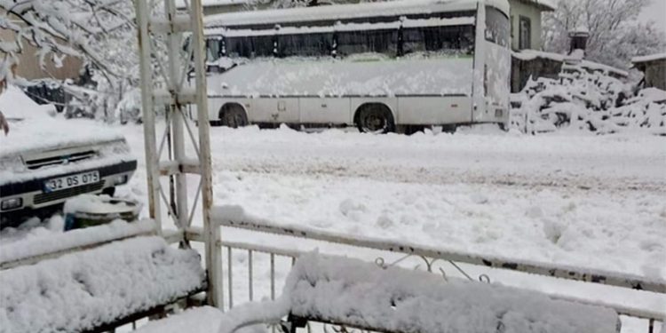 'AKP’li Isparta Belediyesi, CHP’nin gönderdiği aşevi TIR’ına su vermedi'