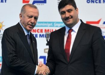 AKP’li belediye başkanı Erdoğan’ı eleştirenleri işten atmakla tehdit etti