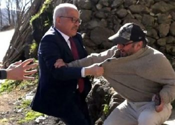 AKP’li belediye başkanı heyelanı basına haber veren vatandaşa saldırıp darp etti