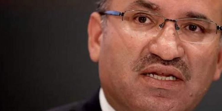 Adalet Bakanı Bekir Bozdağ TBMM’de yemin ederek göreve başladı