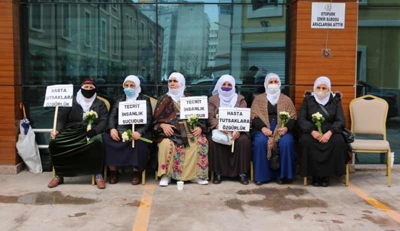 Adalet Nöbeti: Cezaevlerinden tabut çıkmasını istemiyoruz