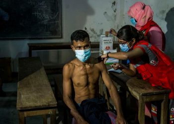 Af Örgütü’nden ilaç şirketlerine aşı eleştirisi