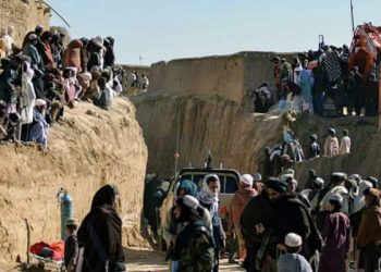 Afganistan'da 3 gün önce kuyuya düşen ve kurtarılmayı bekleyen 5 yaşındaki çocuk hayatını kaybetti