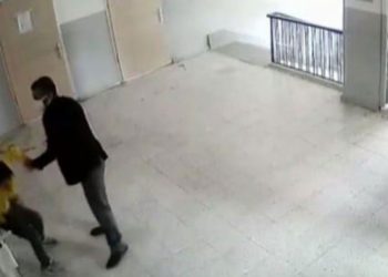 Aksaray&rsquo;da &ouml;ğrencisini darbeden eski &ouml;ğretmene 10 ay hapis cezası