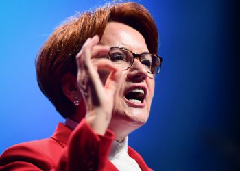 Akşener: Türkiye acilen S-400’lerden kurtulmalı