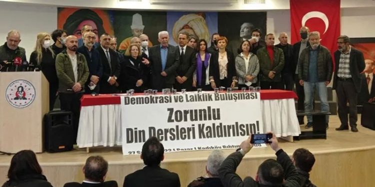 Alevi kurumları: Davaları kazandık, faturaları ödemek zorunda değiliz