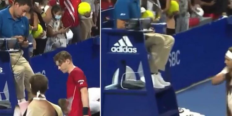 Alexander Zverev raketi ile hakeme saldırdı, turnuvadan ihraç edildi