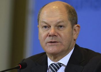 Almanya Başbakanı Scholz: Putin, NATO'nun tüm üyelerini savunma kararlılığını hafife almamalı