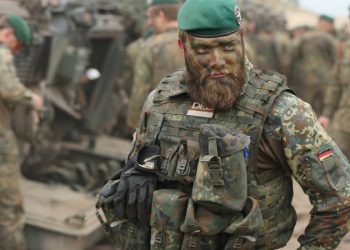 Almanya, NATO'ya Doğru Avrupa'da destek için Litvanya'ya 350 ek asker gönderecek