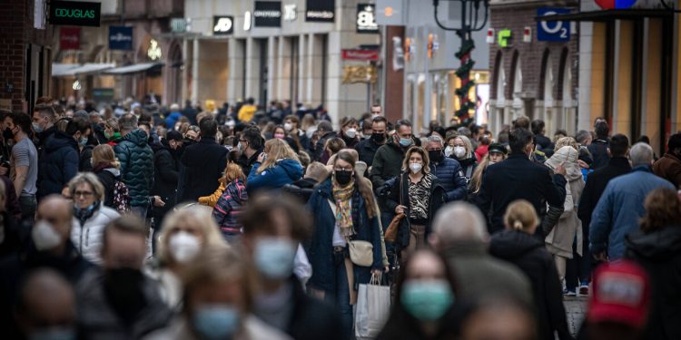 Almanya koronavirüs tedbirlerini kaldırmaya hazırlanıyor