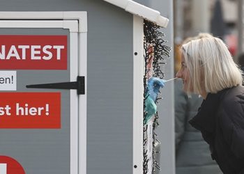 Almanya'da art arda en yüksek günlük Kovid-19 vaka sayıları kaydedildi