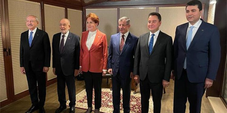 Altı parti genel başkanıyla görüşen Zeyrek: Mutabakat tam, liderler umutlu