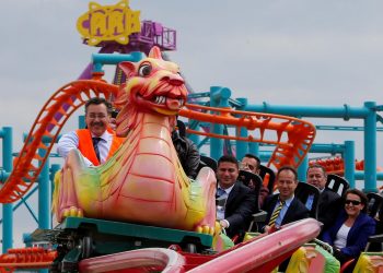 Ankapark’tan çaldıkları parçaları dereden yüzdürdüler