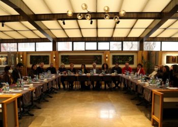 Ankara'da HDP'nin çağrısıyla 7 siyasi parti toplandı