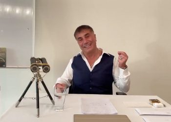 Ankara’nın Sedat Peker politikası: “Ben isteyeyim, sen verme ama başka bir yere de gönderme”