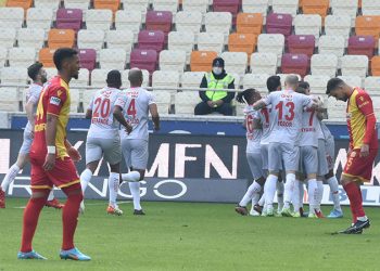 Antalyaspor kazandı; Yeni Malatyaspor'un galibiyet hasreti 15 maça çıktı