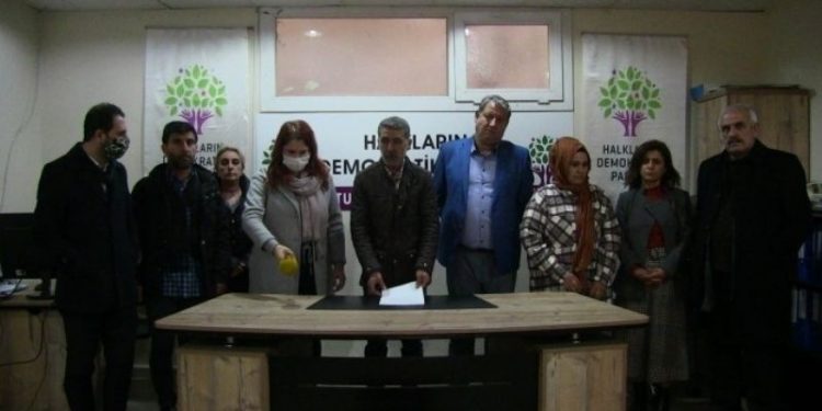 Artuklu Belediyesi’nde denetim krizi: Meclis üyeleri darp ve tehdide maruz kaldı