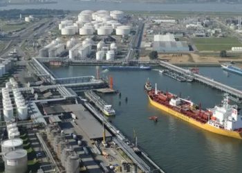 Avrupa'daki petrol tesislerine siber saldırı düzenlendi