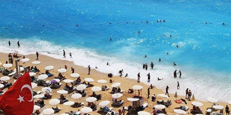 Avrupa'dan rezervasyonlarda büyük artış: Kur farkı Türkiye'yi en gözde ülke haline getirdi