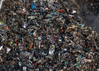 Avrupa’nın plastik çöpü Adana’ya zehir saçtı: ‘Topraktaki kanserojen miktarı normalin 400 bin katı arttı’