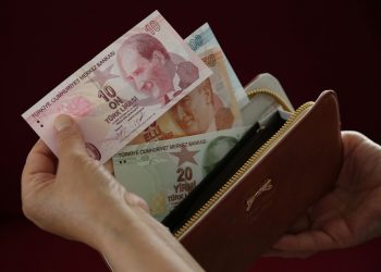 Ağbaba: Umarım enflasyon yıl sonunda üç haneye ulaşmaz