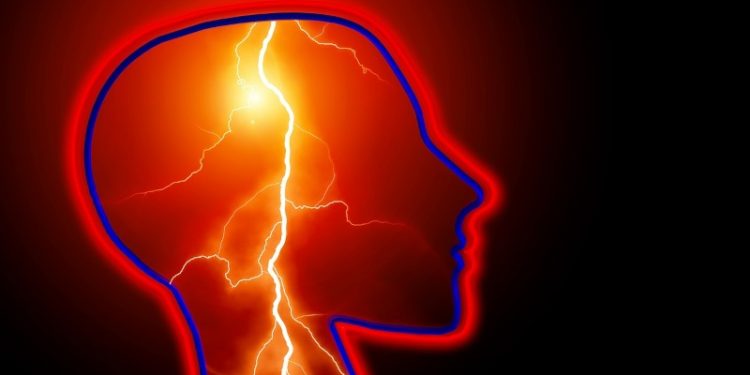 Aşırı kahve, çay ve kola tüketenlere uyarı: Epilepsiyi tetikliyor