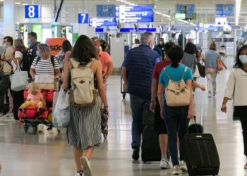 BAE, Türkiye'yi karantina zorunluluğu öngören listeden çıkardı