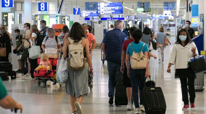 BAE, Türkiye'yi karantina zorunluluğu öngören listeden çıkardı