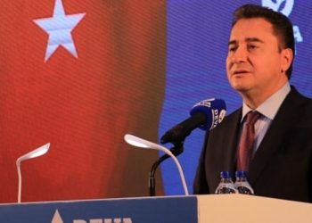 Babacan Erdoğan’ı hedef aldı: Arabuluculuk yapacaktı, Afrika’da geziyor