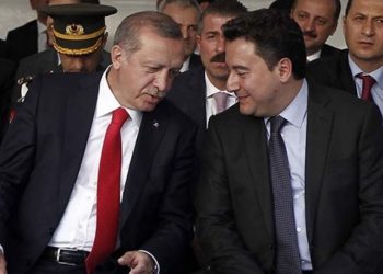 Babacan’dan Erdoğan’a yönetemiyorsunuz çıkışı: Beceremiyorsunuz