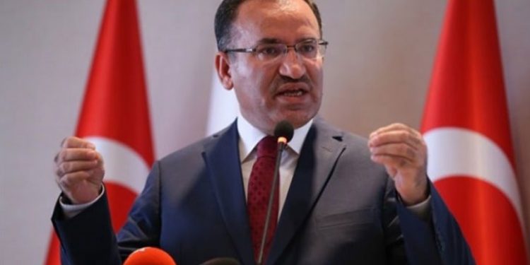 Bakan Bozdağ: FETÖ'nün belini kıranlardan biri 2014'teki HSYK seçimleri