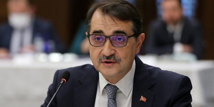 Bakan Dönmez'den elektrik tarifelerine ilişkin açıklama: Esnafların fatura tutarında muhtemelen yüzde 25 indirim olacak