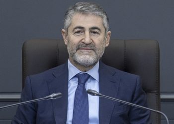 Bakan Nebati: Londra’da yaptığımız birebir görüşmeler olumlu geçti