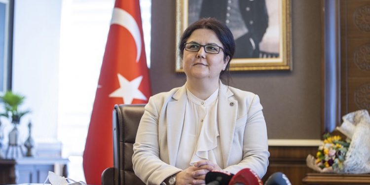 Bakan Yanık: Ocakta ihtiyaç sahiplerine 4 milyar 897 milyon TL nakdi yardımda bulunduk