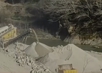 Bakanlık yok demişti: AKP’li belediyenin kaçak taş ocağı görüntülendi