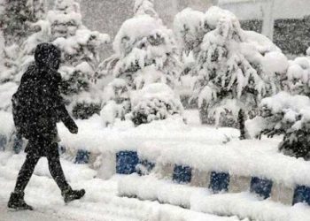 Bazı il ve ilçelerde eğitime kar engeli