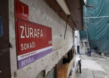 Beyoğlu Zürafa Sokak yıkılıyor